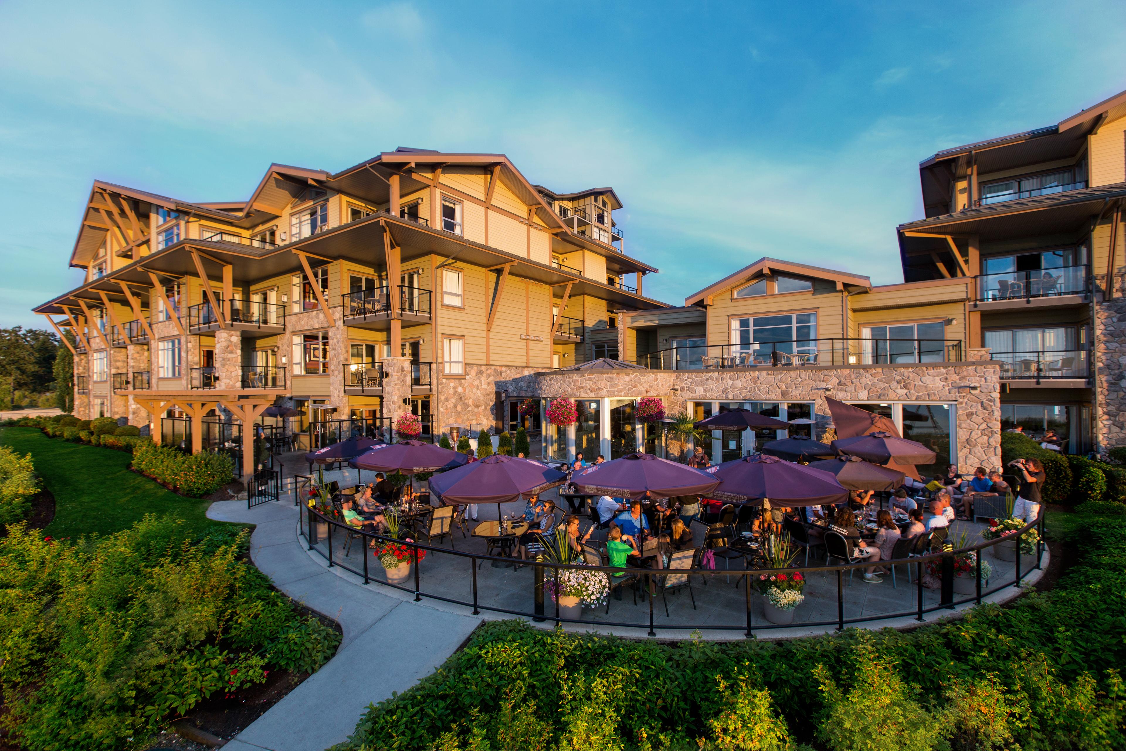 The Beach Club Resort — Bellstar Hotels & Resorts Parksville Exteriör bild